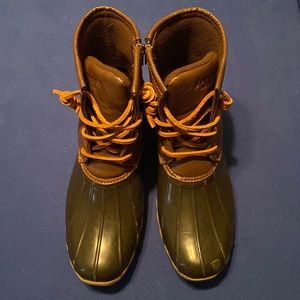Sperry Zip lace Rain boots size 6M girls